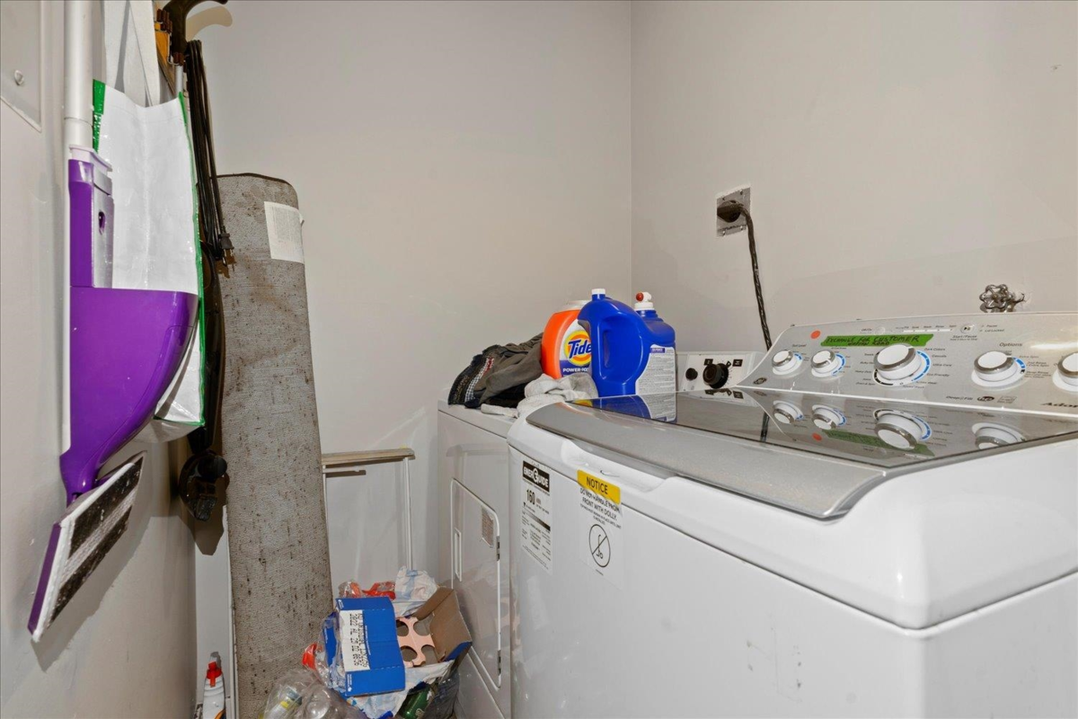 Bedroom 4 Photo of 208 45702 Watson Road, Chilliwack, BC