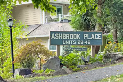 Aerial View of 37 9000 Ash Grove Crescent, Burnaby, BC