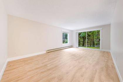 Breakfast Nook Photo of 37 9000 Ash Grove Crescent, Burnaby, BC