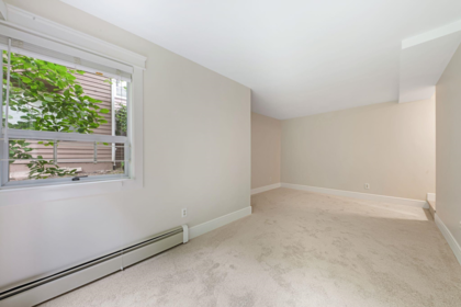 Guest Bathroom Photo of 37 9000 Ash Grove Crescent, Burnaby, BC