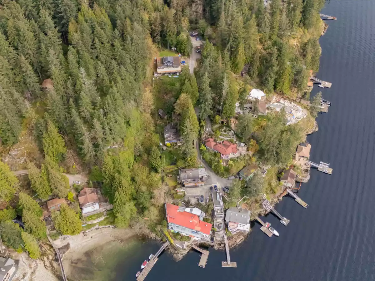Guest Bathroom Photo of LOT 3 Sunshine Falls Lane, North Vancouver, BC