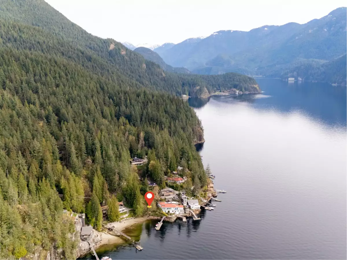 Swimming Pool Photo of LOT 3 Sunshine Falls Lane, North Vancouver, BC
