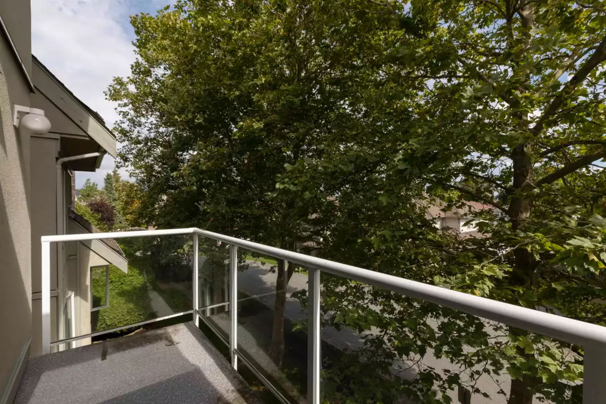 Office / Den Photo of 308 12155 75a Avenue, Surrey, BC