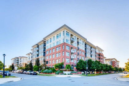 320 9388 Tomicki Avenue, Richmond, BC, Richmond — Apartment/Condo for sale