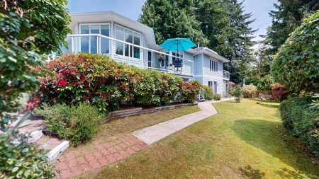 1514 Islandview Drive, Gibsons, BC, Gibsons — Single Family Residence for sale