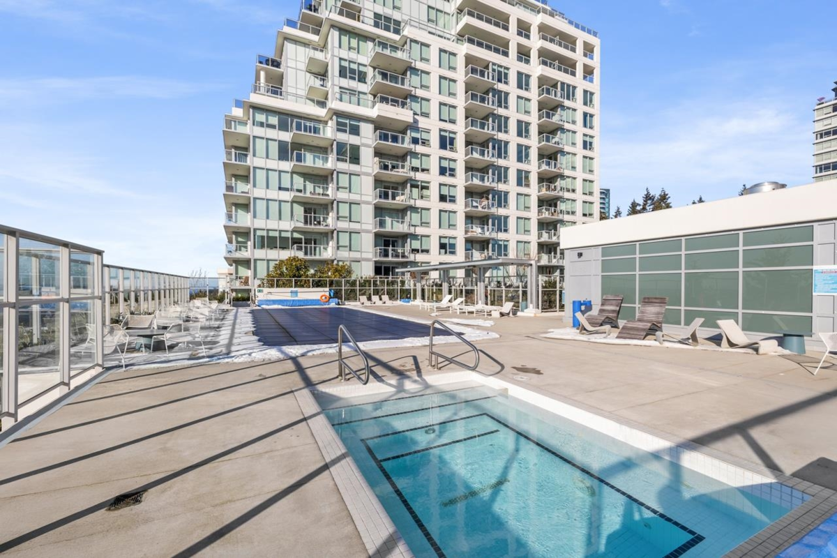 Basement Recreation Room Photo of 905 1473 Johnston Road, White Rock, BC