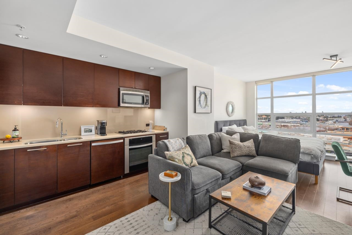 Pantry Photo of 905 1473 Johnston Road, White Rock, BC