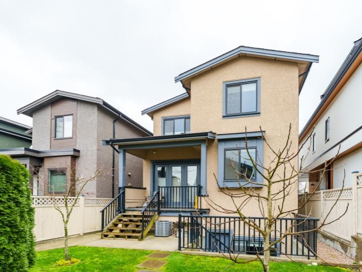 Staircase Photo of 8068 Haig Street, Vancouver, BC