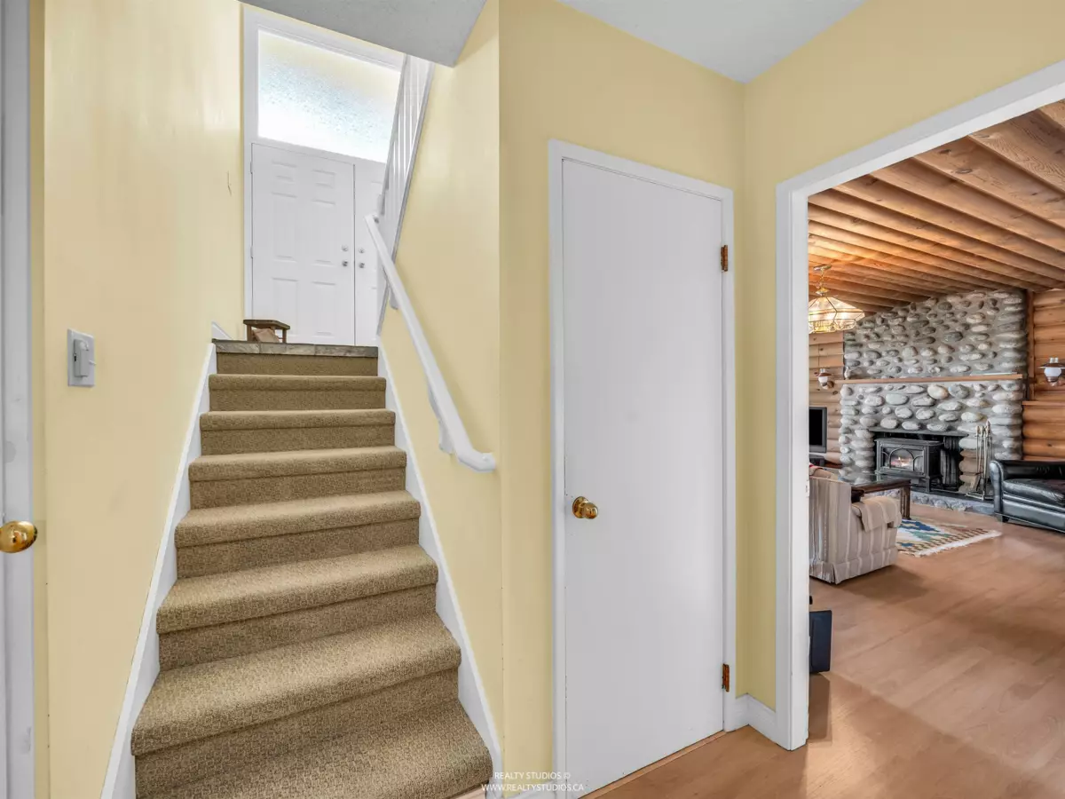 Laundry Room Photo of 1202 Bracknell Crescent, North Vancouver, BC