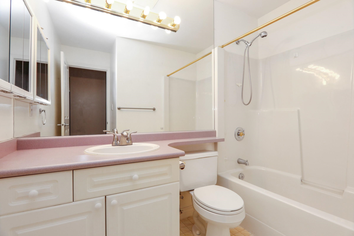 Guest Bathroom Photo of 2307 8485 Young Road, Chilliwack, BC