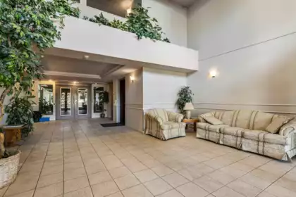 303 33478 Roberts Avenue, Abbotsford, BC, Abbotsford — Apartment/Condo for sale