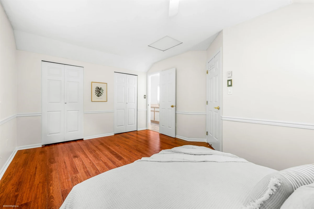 Powder Room Photo of 222 7837 120a Street, Surrey, BC