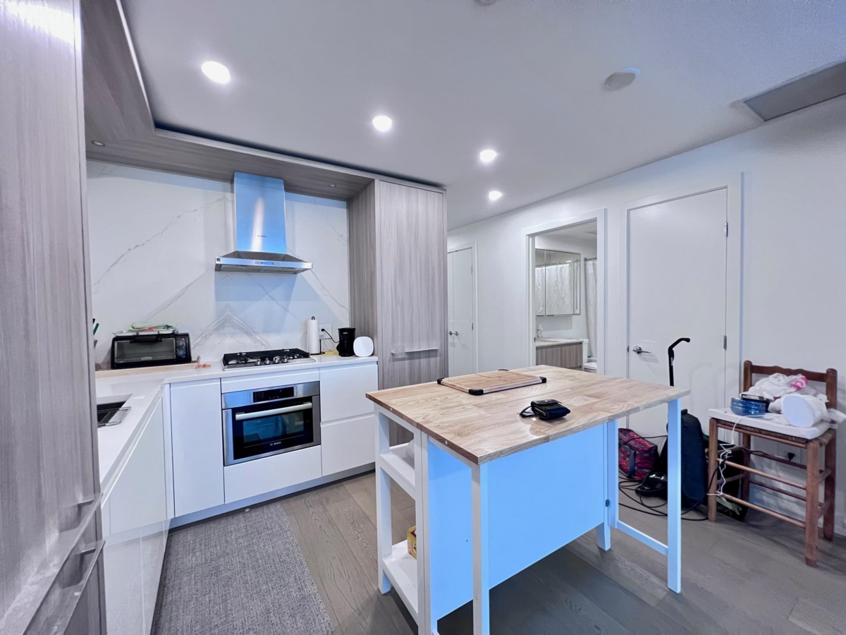 Bedroom 4 Photo of 603 15165 Thrift Avenue, White Rock, BC