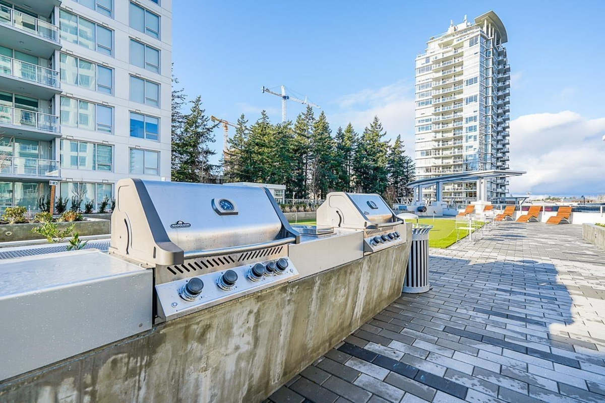 Dining Area Photo of 603 15165 Thrift Avenue, White Rock, BC