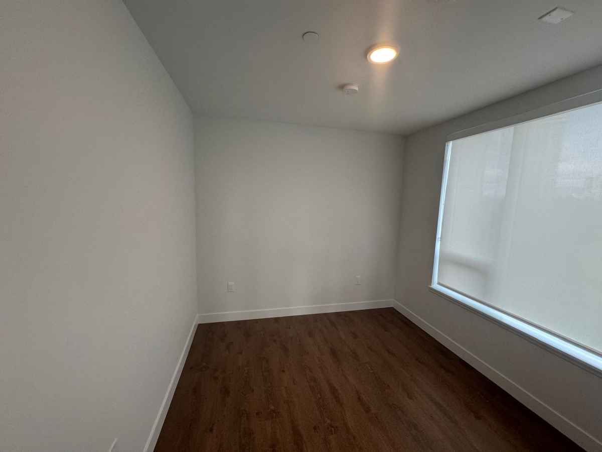 Kitchen Photo of 502 13387 Old Yale Road, Surrey, BC