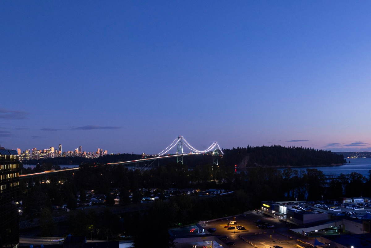 Family Room Photo of 19A 328 Taylor Way, West Vancouver, BC