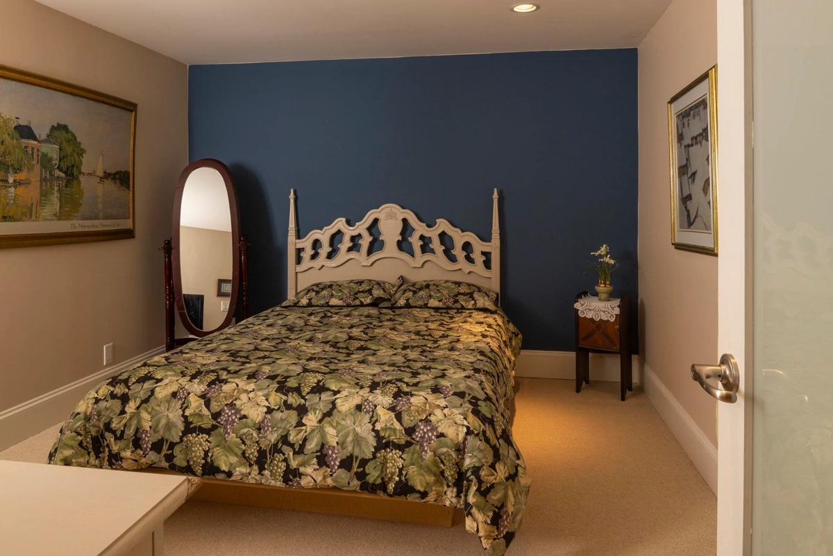 Garage Interior Photo of 19A 328 Taylor Way, West Vancouver, BC