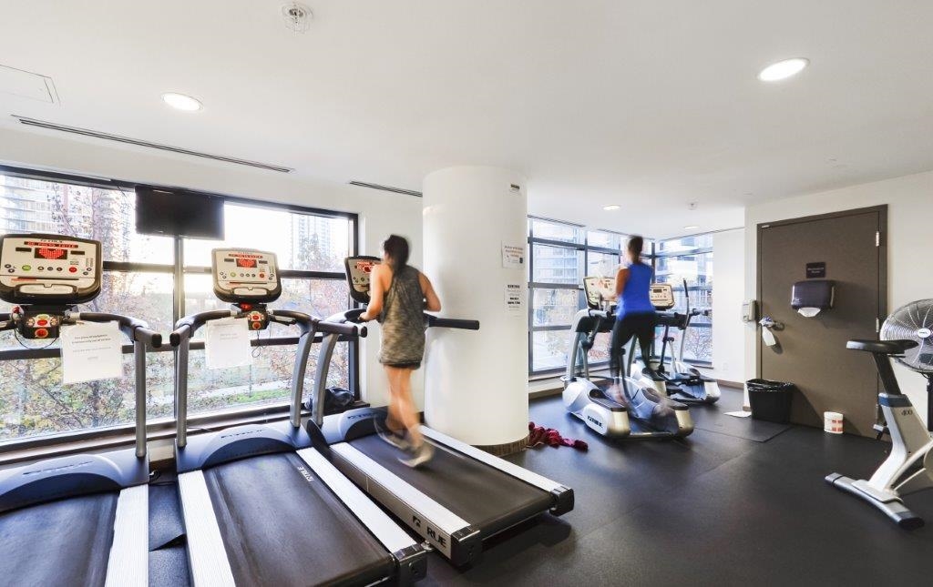 Bedroom 4 Photo of 2005 8 Smithe Mews, Vancouver, BC