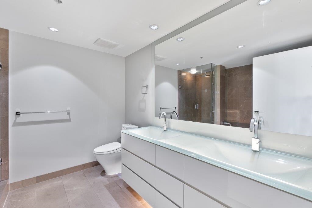 Breakfast Nook Photo of 2005 8 Smithe Mews, Vancouver, BC