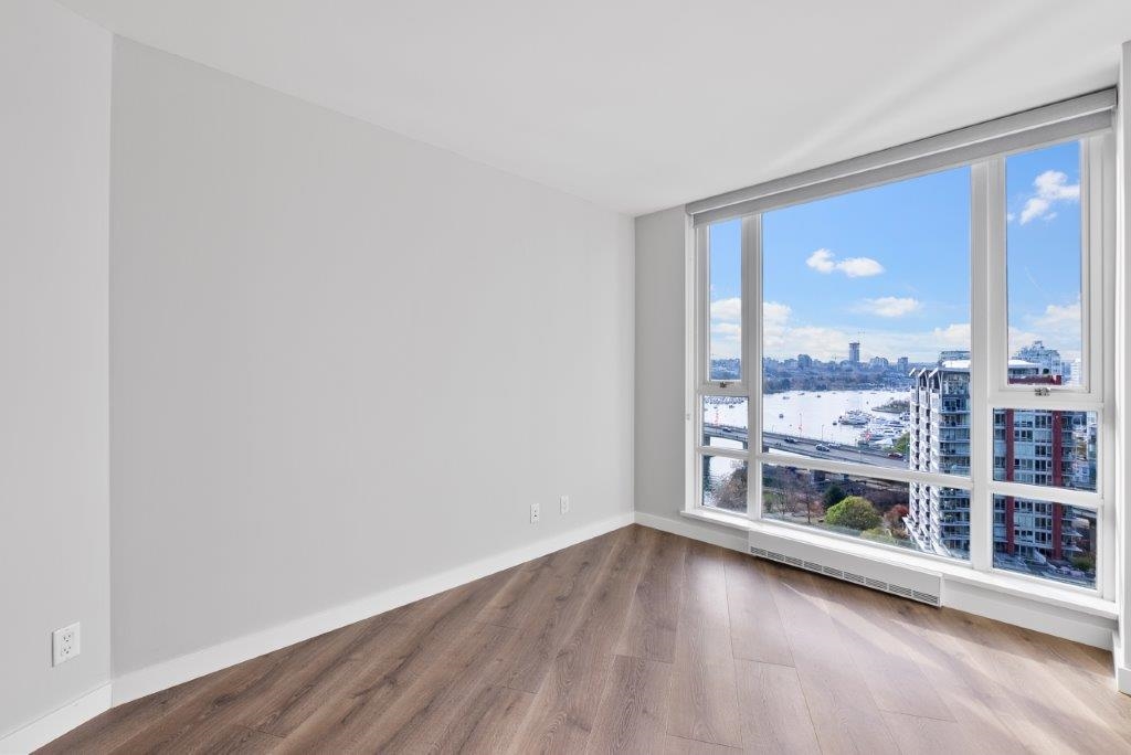 Pantry Photo of 2005 8 Smithe Mews, Vancouver, BC