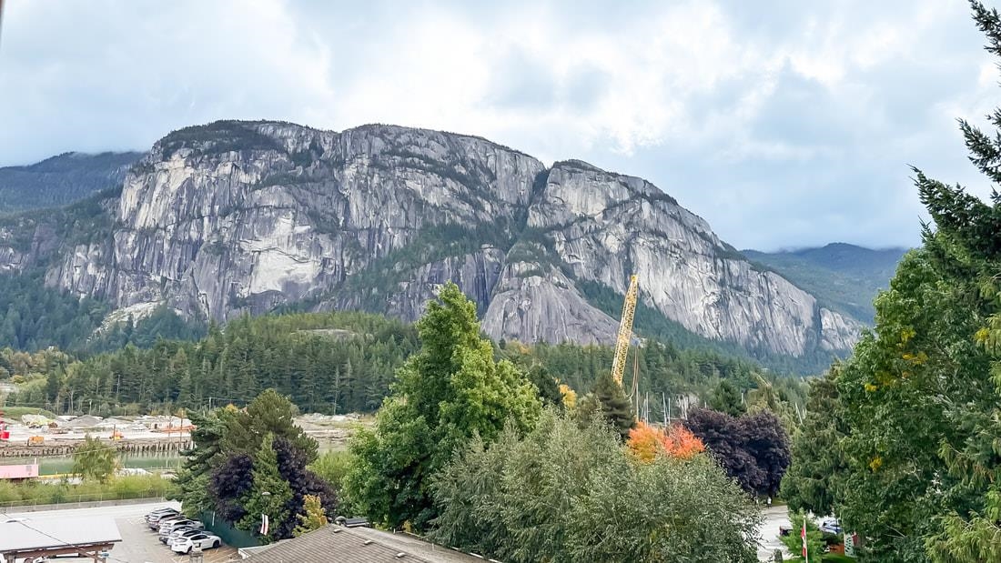 Entry Foyer Photo of 508 37994 Second Avenue, Squamish, BC