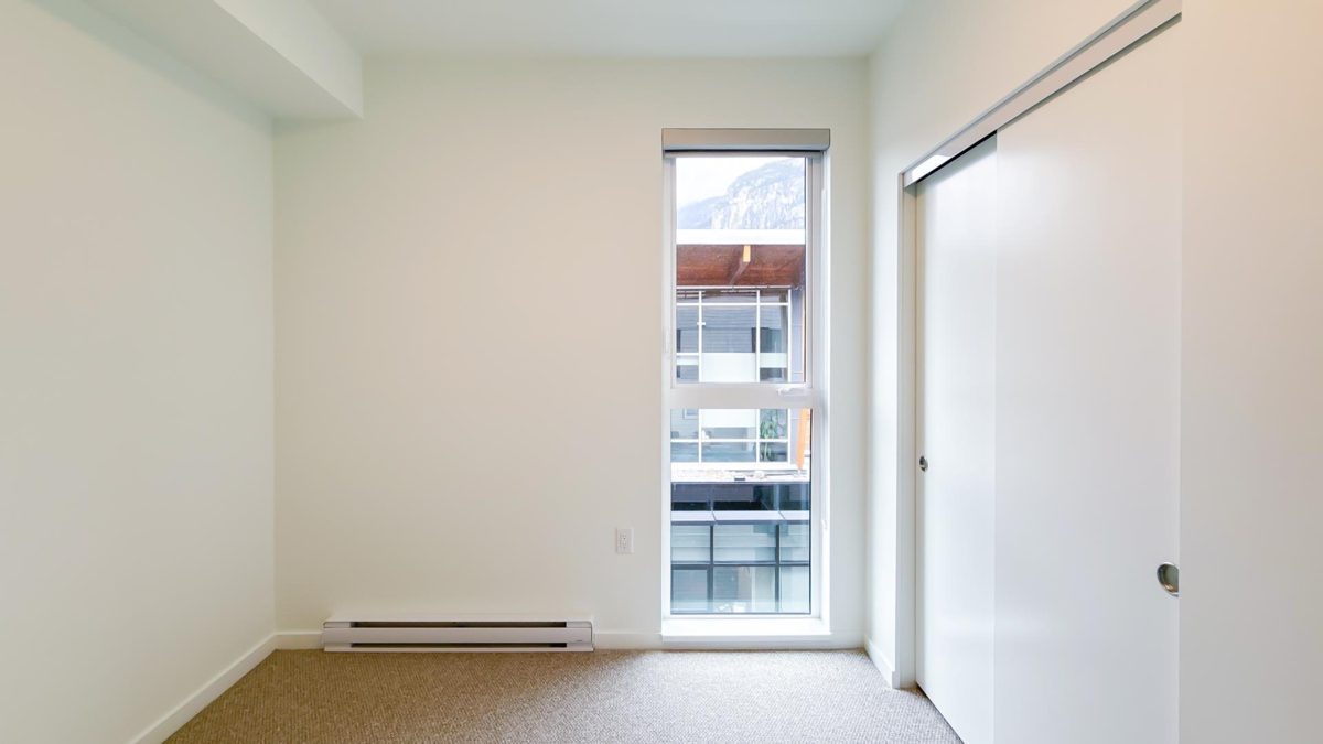 Guest Bathroom Photo of 508 37994 Second Avenue, Squamish, BC