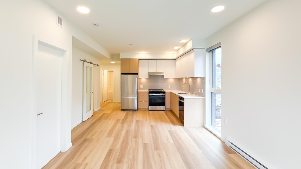 Kitchen Photo of 508 37994 Second Avenue, Squamish, BC