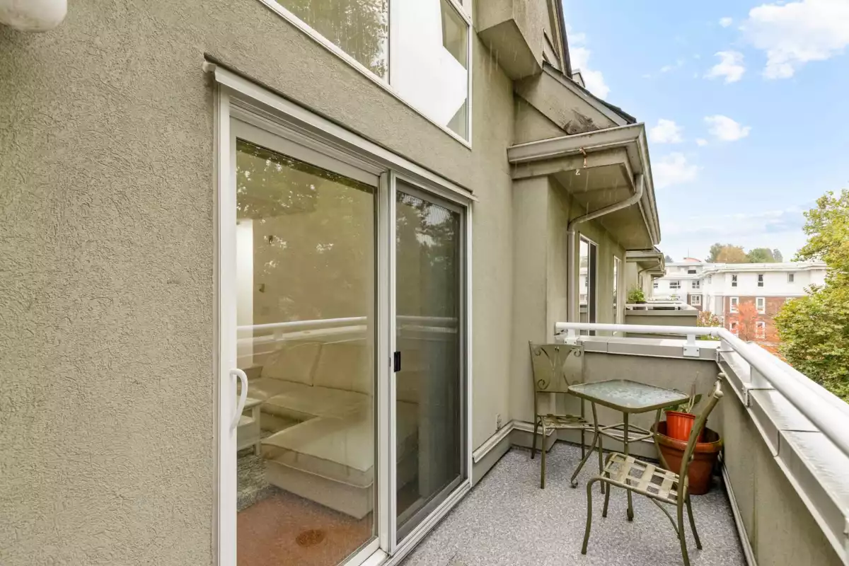 Basement Recreation Room Photo of 404 12125 75a Avenue, Surrey, BC