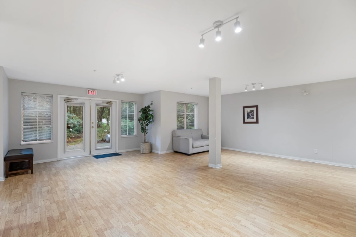 Laundry Room Photo of 404 12125 75a Avenue, Surrey, BC