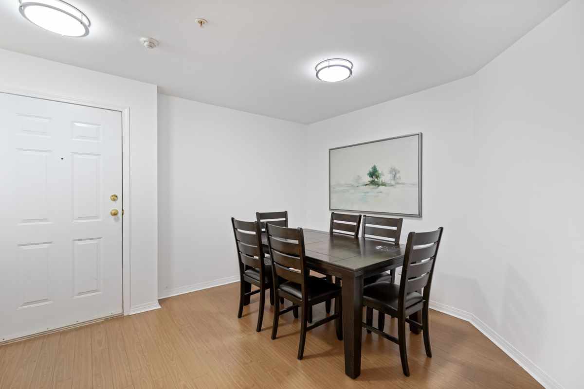 Living Room Photo of 404 12125 75a Avenue, Surrey, BC