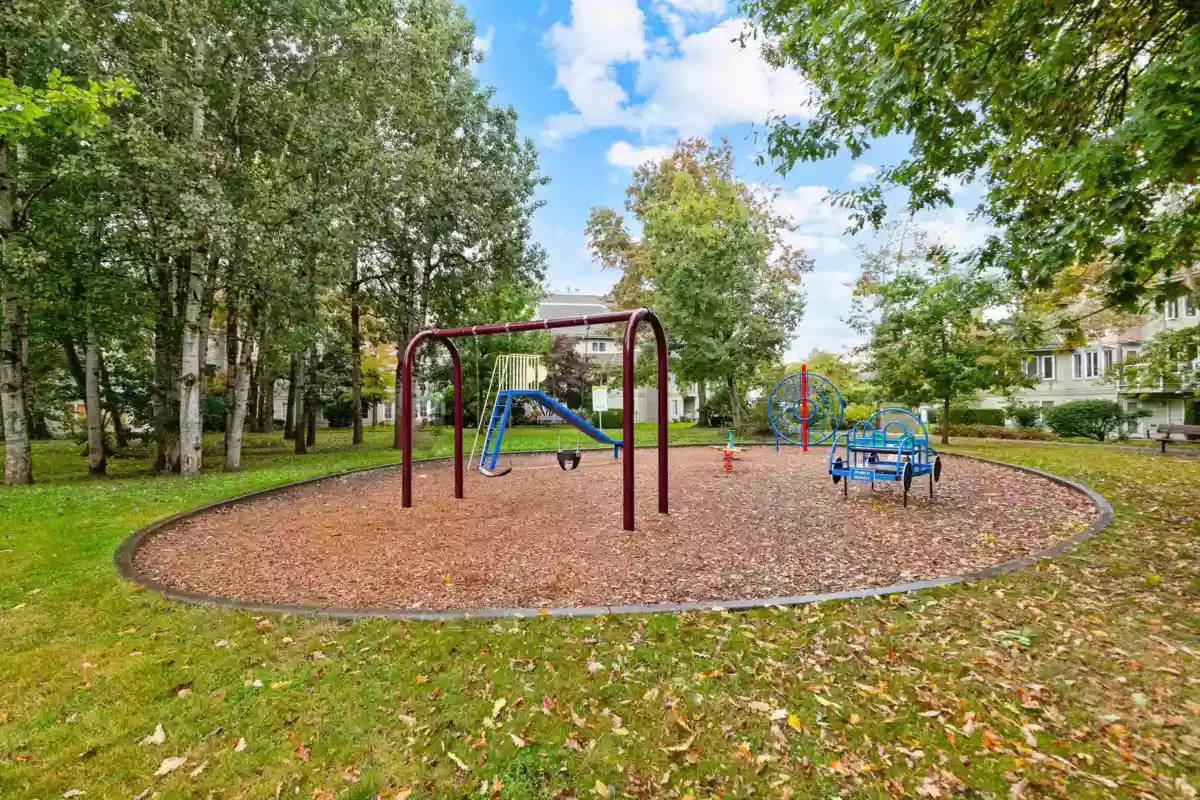 Staircase Photo of 404 12125 75a Avenue, Surrey, BC