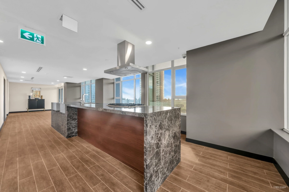 Aerial View of 4003 6383 Mckay Avenue, Burnaby, BC