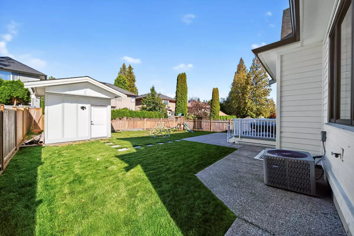 Community Amenities Photo (Clubhouse) of 16111 108 Avenue, Surrey, BC