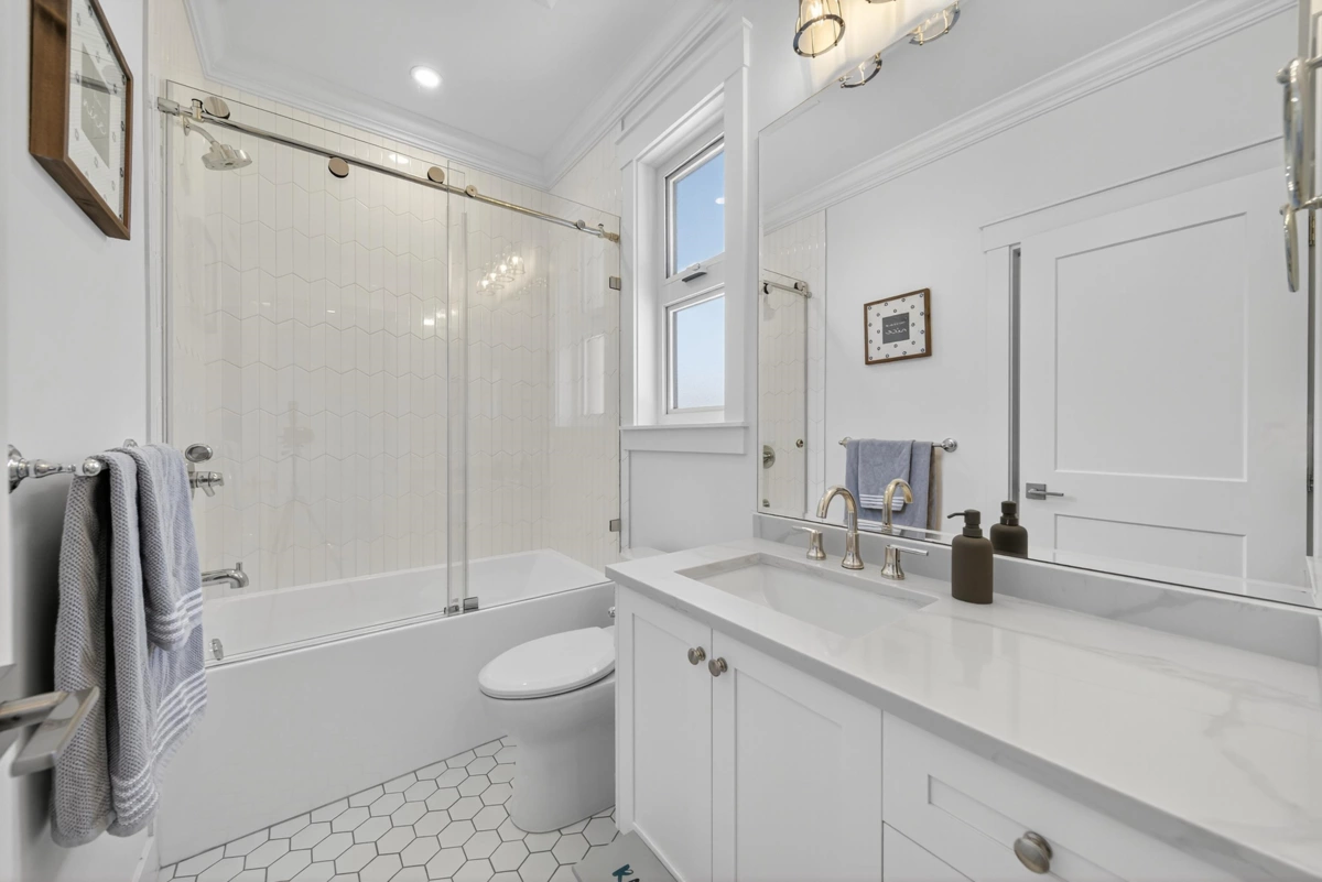 Front Yard Photo of 16111 108 Avenue, Surrey, BC