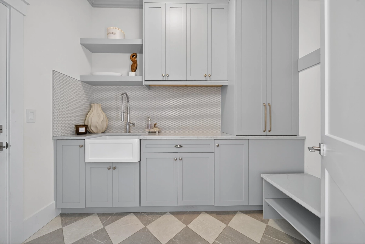 Loft / Bonus Room Photo of 16111 108 Avenue, Surrey, BC