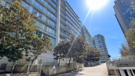 910 8280 Lansdowne Road, Richmond, BC, Richmond — Apartment/Condo for sale
