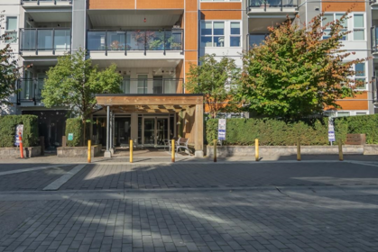 208 10177 River Drive, Richmond, BC, Richmond — Apartment/Condo for sale
