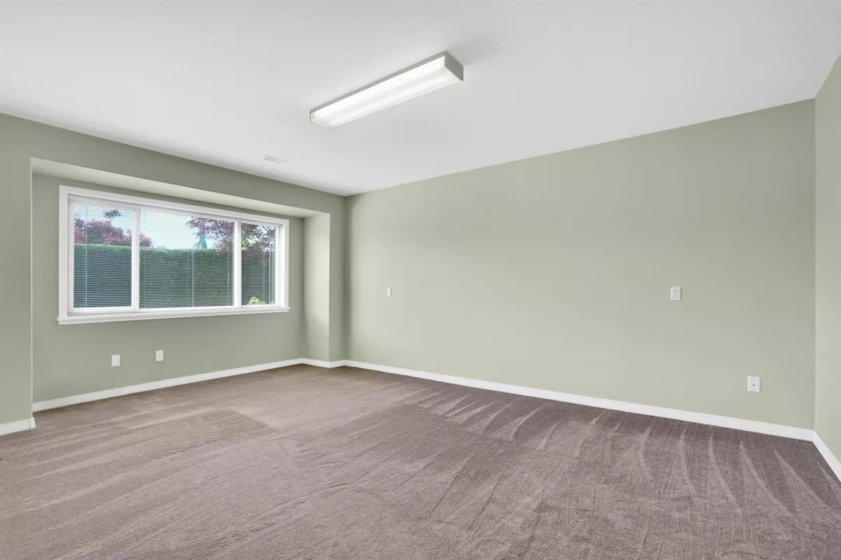 Garage Interior Photo of 37 31517 Spur Avenue, Abbotsford, BC