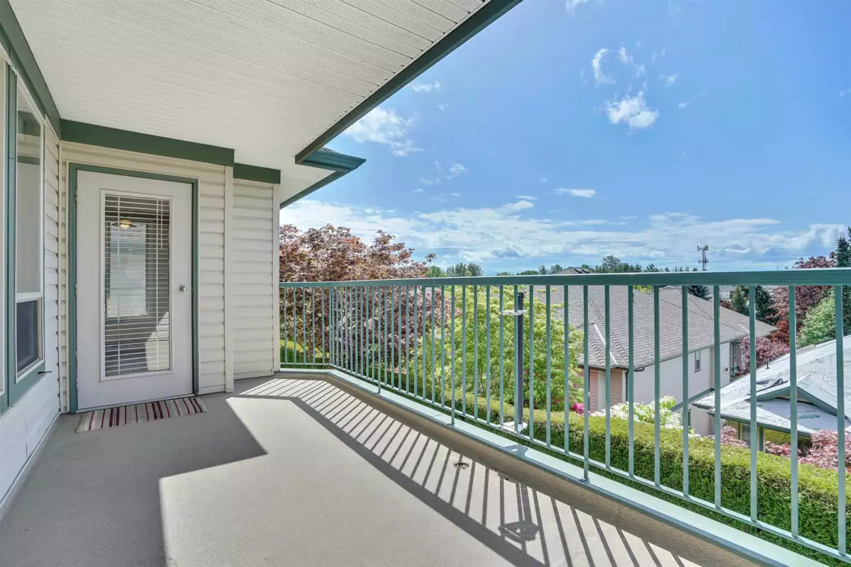 Guest Bathroom Photo of 37 31517 Spur Avenue, Abbotsford, BC