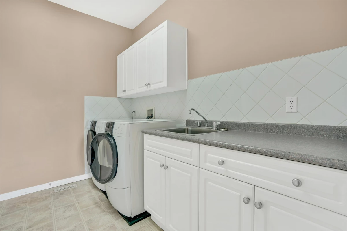 Mudroom Photo of 37 31517 Spur Avenue, Abbotsford, BC