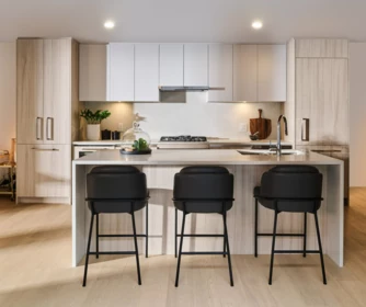 305 423 6th Street, West Vancouver, BC