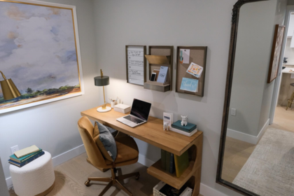 Powder Room Photo of 305 423 6th Street, West Vancouver, BC