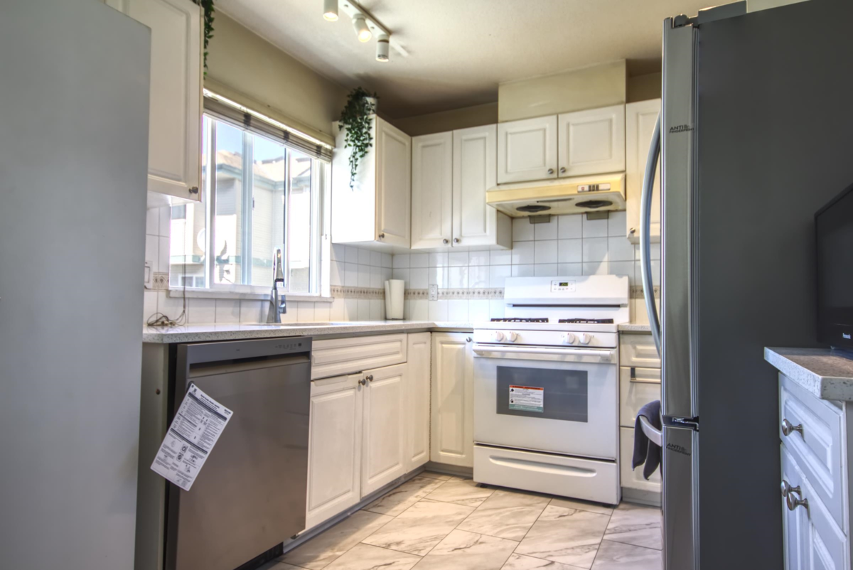 Family Room Photo of 44 22800 Windsor Court, Richmond, BC