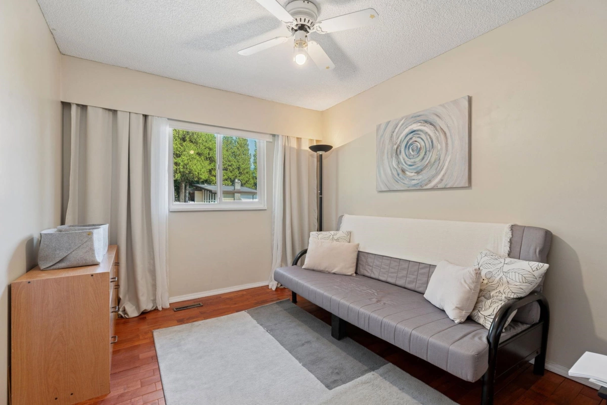 Loft / Bonus Room Photo of 1068 Spruce Street, Port Coquitlam, BC