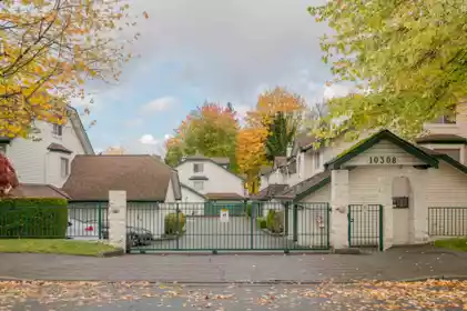 111 10308 155a Street, Surrey, BC, Surrey — Townhouse for sale
