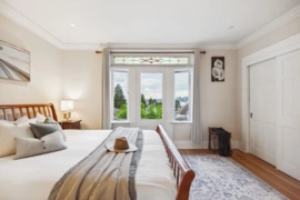 346 E 5th Street, North Vancouver, BC