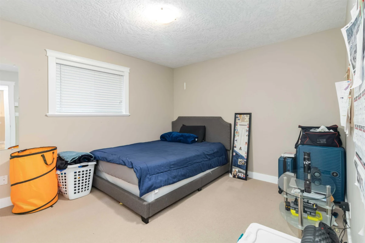 Entry Foyer Photo of 909 Cavalcade Terrace, No City Value, BC