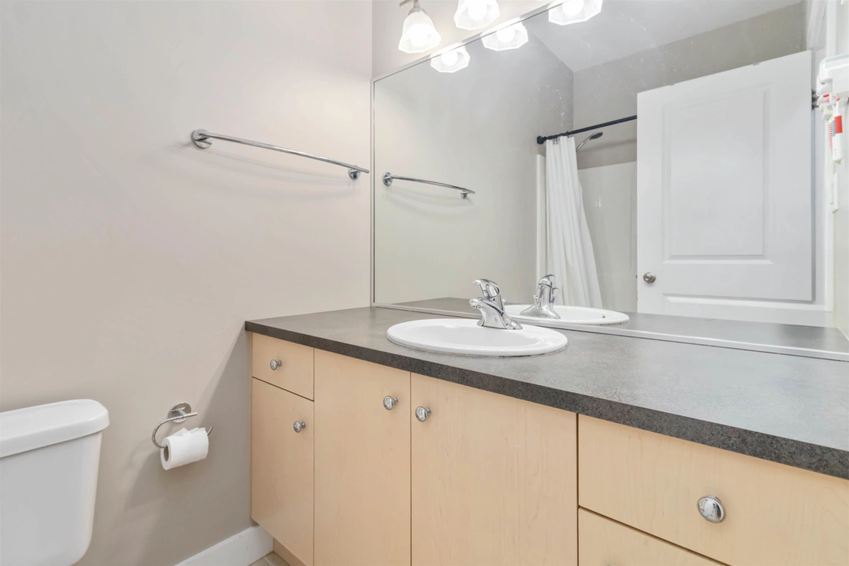 Powder Room Photo of 909 Cavalcade Terrace, No City Value, BC
