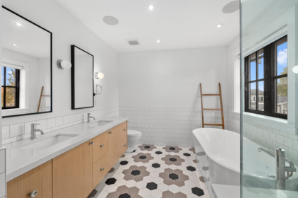Mudroom Photo of 3363 W 15th Avenue, Vancouver, BC