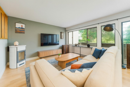 7 7305 Montecito Drive, Burnaby, BC, Burnaby — Townhouse for sale